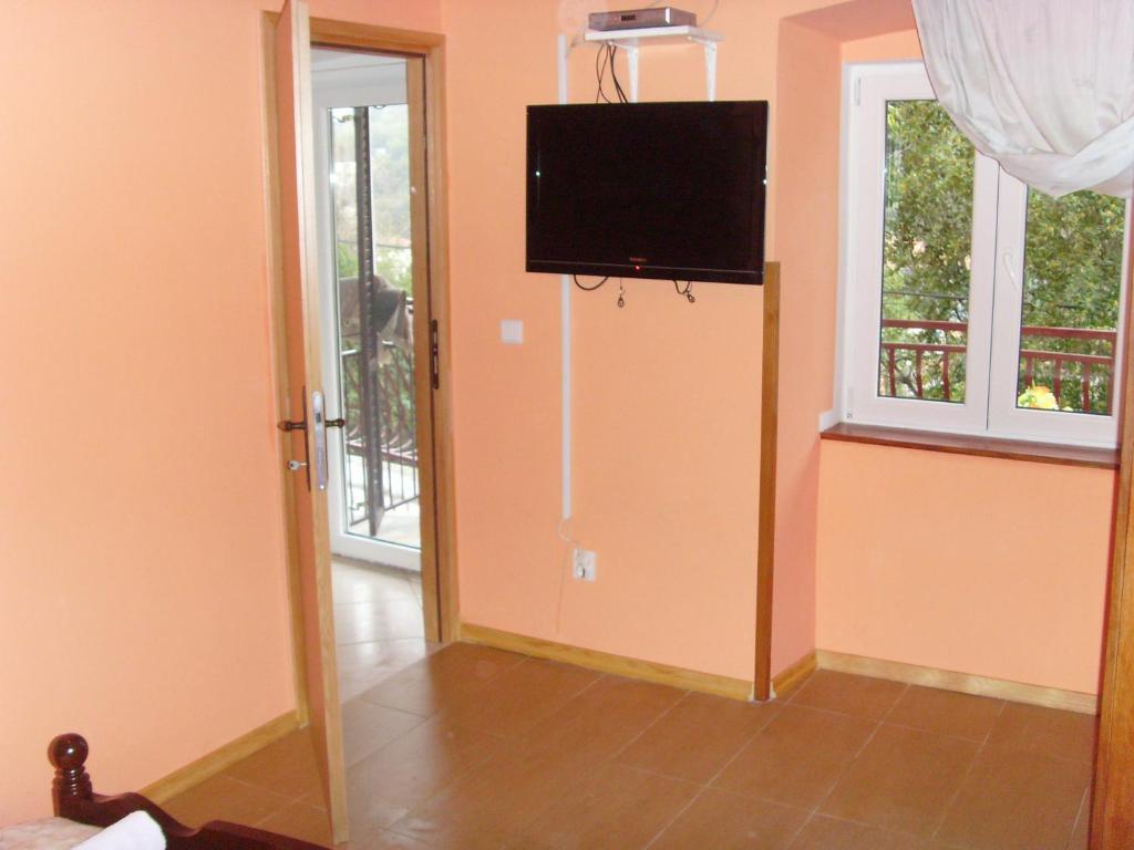Apartments And Rooms Deskovic Mošćenička Draga Rum bild